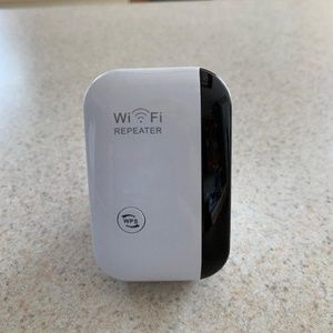 Wireless-N WiFi Repeater
